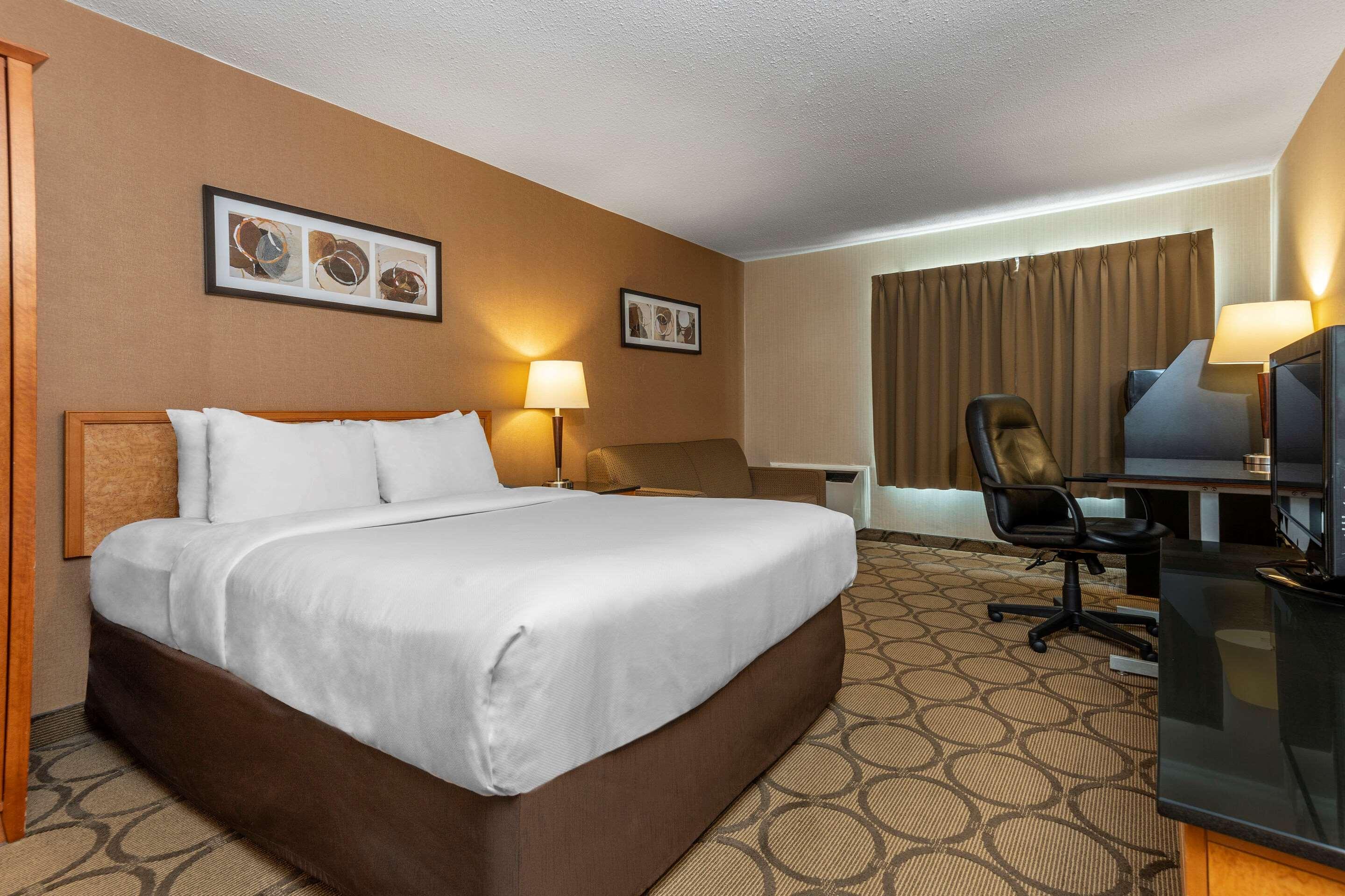 Comfort Inn Laval Ngoại thất bức ảnh