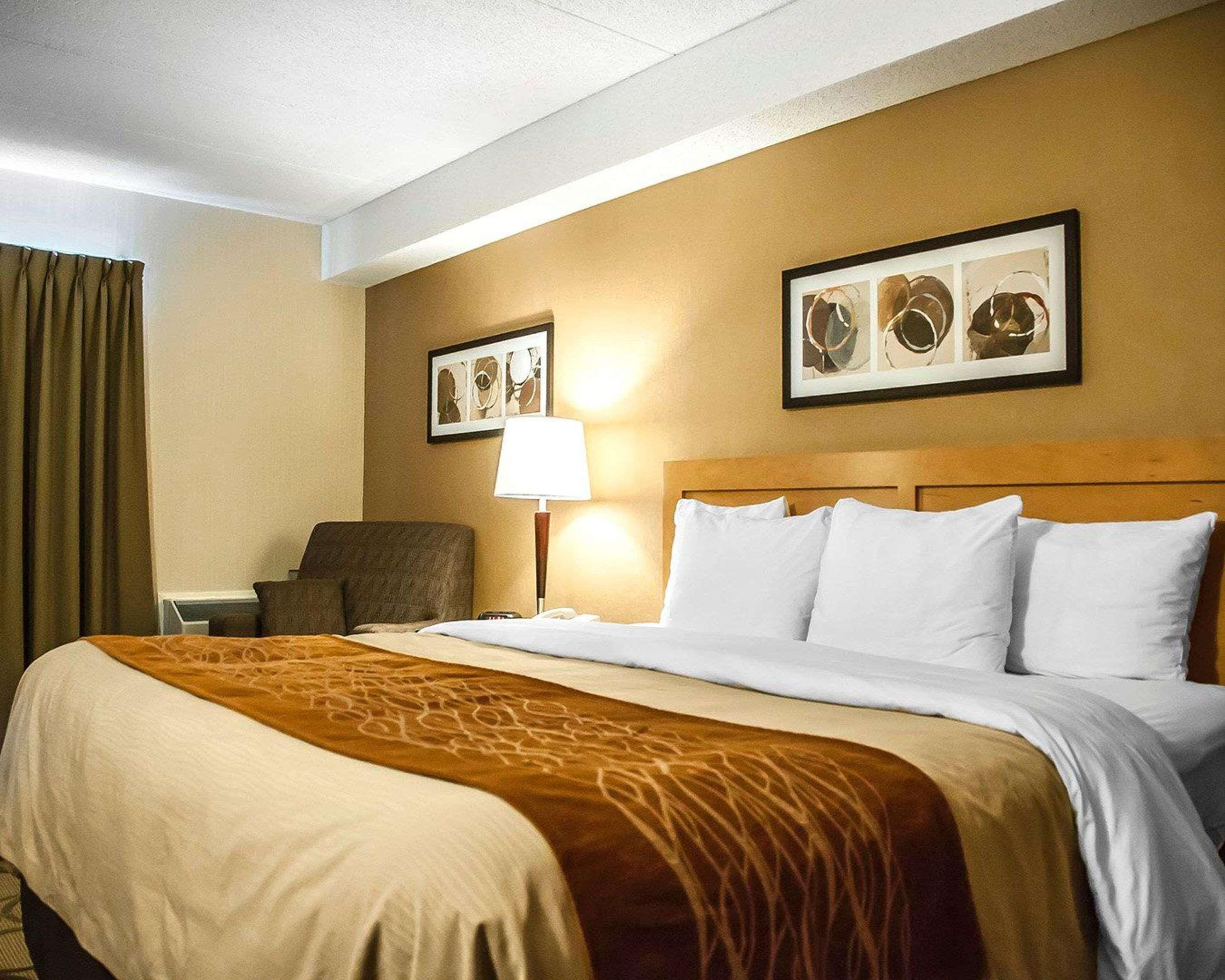 Comfort Inn Laval Ngoại thất bức ảnh