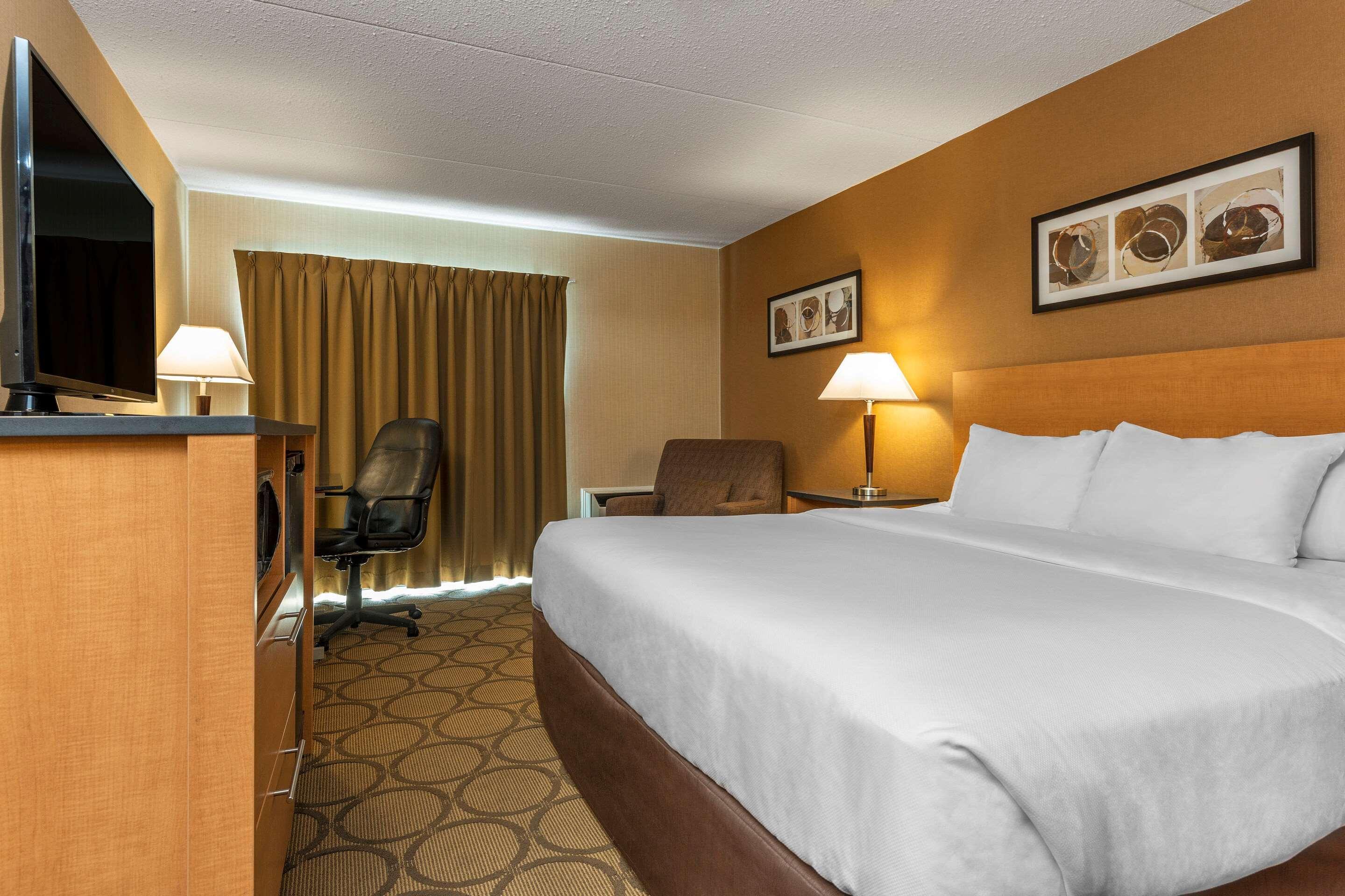 Comfort Inn Laval Ngoại thất bức ảnh
