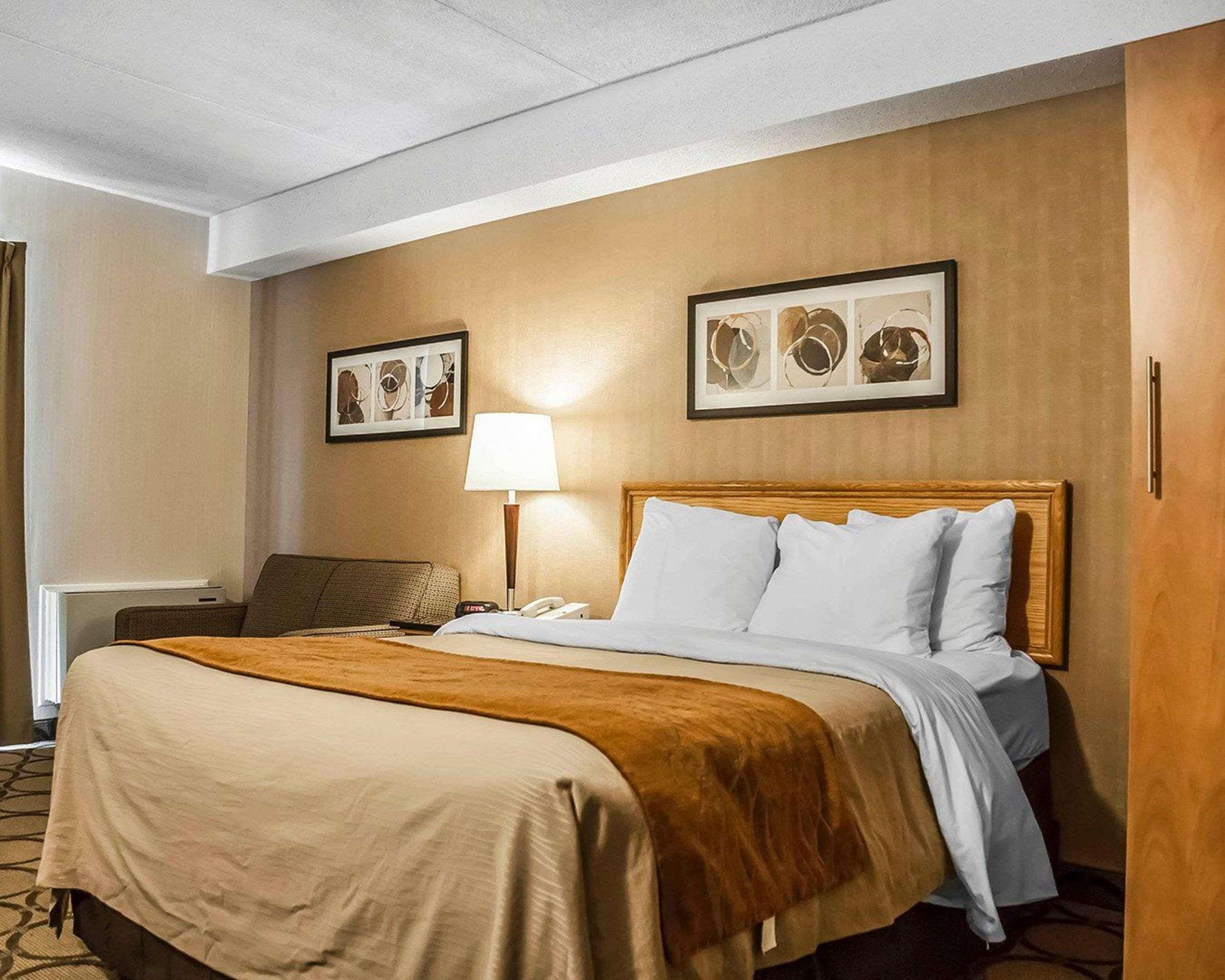 Comfort Inn Laval Ngoại thất bức ảnh