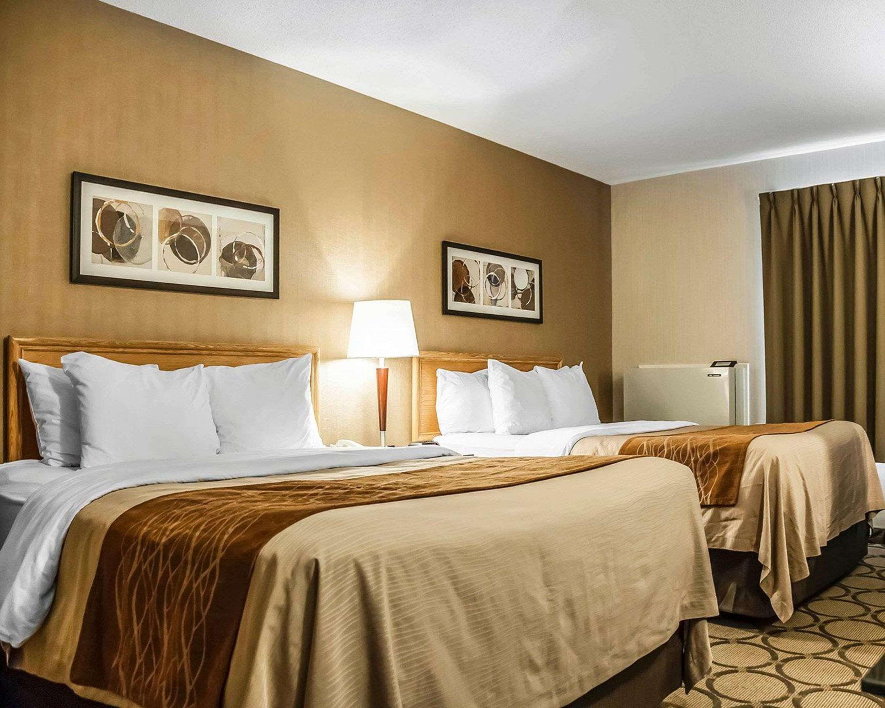 Comfort Inn Laval Ngoại thất bức ảnh