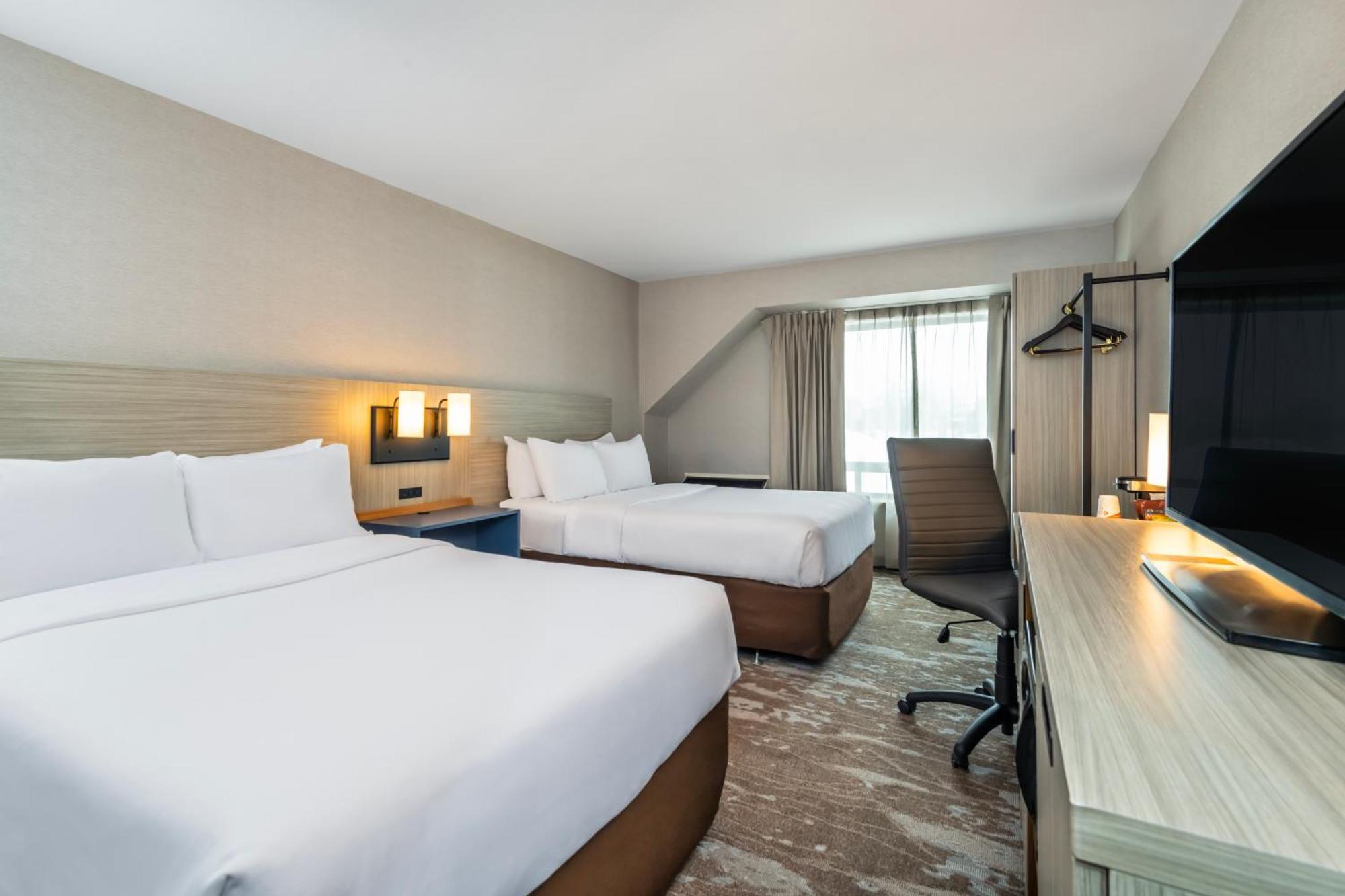 Comfort Inn Laval Ngoại thất bức ảnh